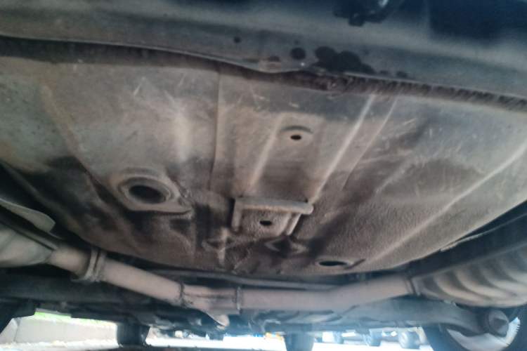 Used Hyundai Sonata 2013 2.4L Automatic Leading Edition China IV Standard Chassis Rear