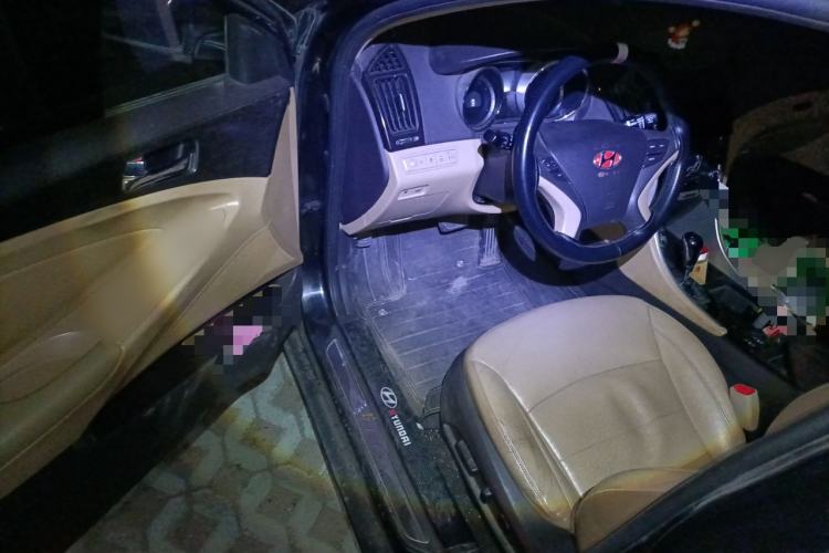 Used Hyundai Sonata 2013 2.0L Automatic Luxury Edition Driver Seat