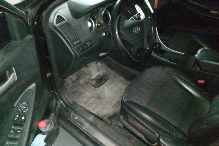 Used Hyundai Sonata 2013 2.0L Automatic Fashion Edition Driver Seat