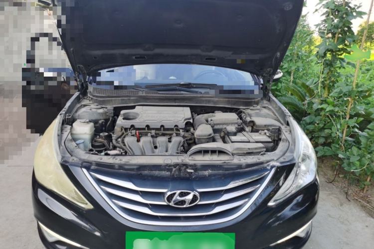Used Hyundai Sonata 2013 2.4L Automatic Leading Edition China IV Standard Engine Bay