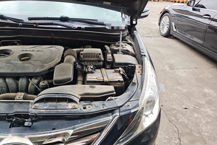 Used Hyundai Sonata 2013 2.0L Automatic Fashion Edition Engine Bay Left