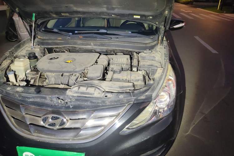 Used Hyundai Sonata 2013 2.0L Automatic Fashion Edition Engine Bay Left