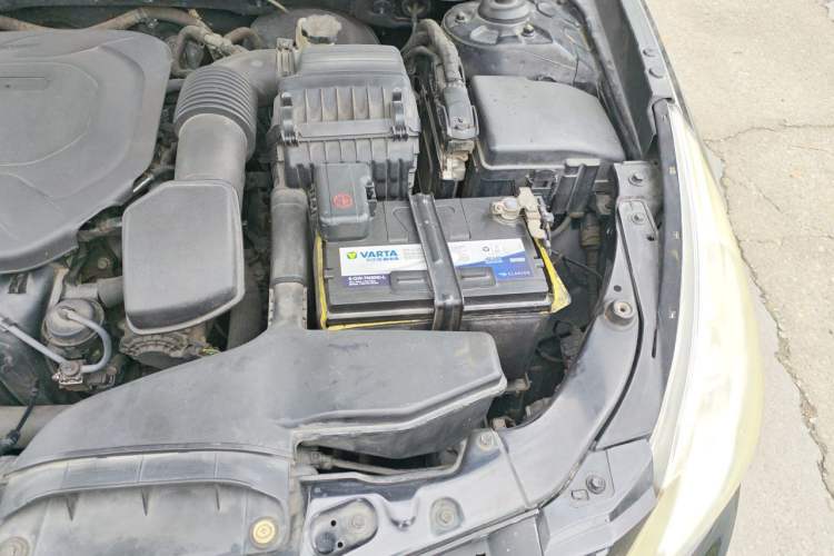 Used Hyundai Sonata 2013 2.0L Automatic Leading Edition Engine Bay Left