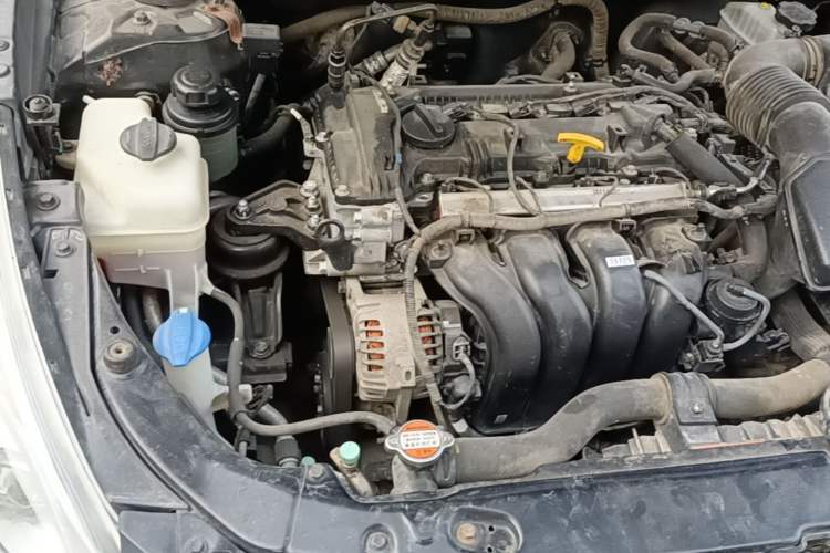 Used Hyundai Sonata 2013 2.0L Automatic Luxury Edition Engine Bay Right