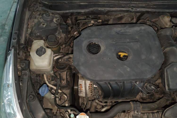 Used Hyundai Sonata 2013 2.0L Automatic Leading Edition Engine Bay Right