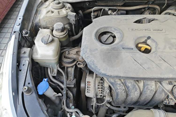 Used Hyundai Sonata 2013 2.0L Automatic Luxury Edition Engine Bay Right