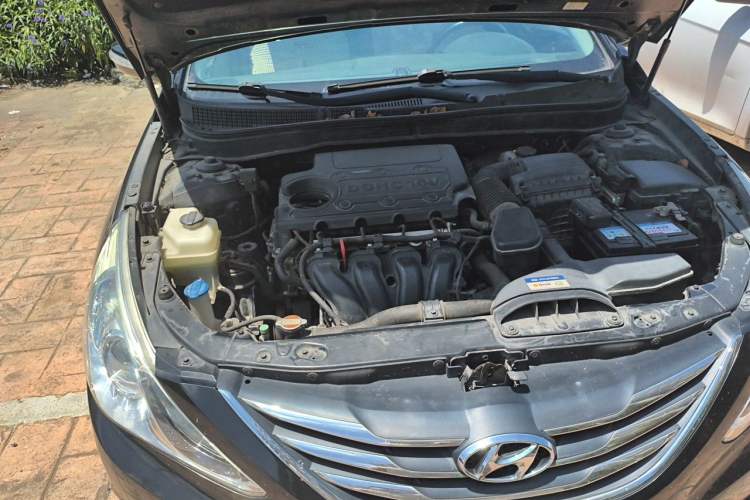 Used Hyundai Sonata 2013 2.4L Automatic Leading Edition China IV Standard Engine Bay Right