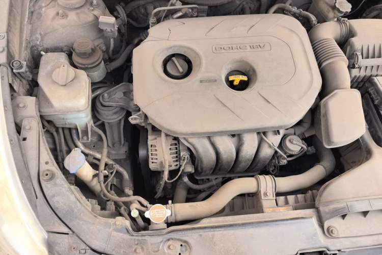 Used Hyundai Sonata 2013 2.0L Automatic Leading Edition Engine Bay Right