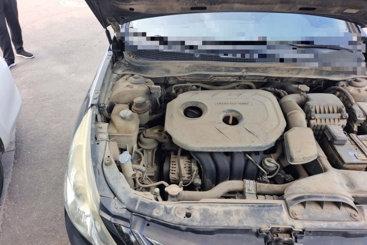 Used Hyundai Sonata 2013 2.0L Automatic Leading Edition Engine Bay Right