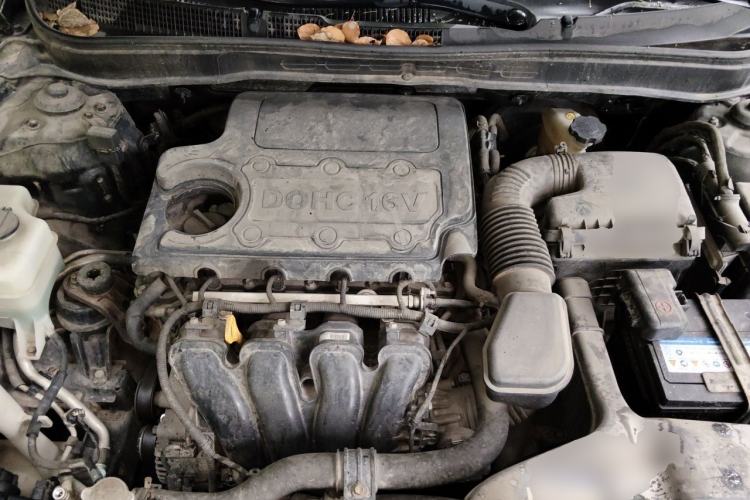 Used Hyundai Sonata 2013 2.4L Automatic Leading Edition China V Standard Engine Bay