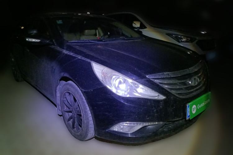 Used Hyundai Sonata 2013 2.0L Automatic Luxury Edition Front Right 45 Deg