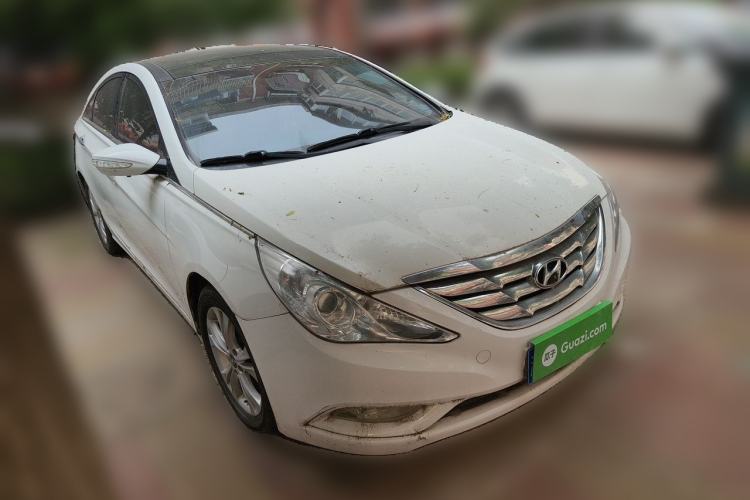 Used Hyundai Sonata 2013 2.0L Automatic Luxury Edition Front Right 45 Deg