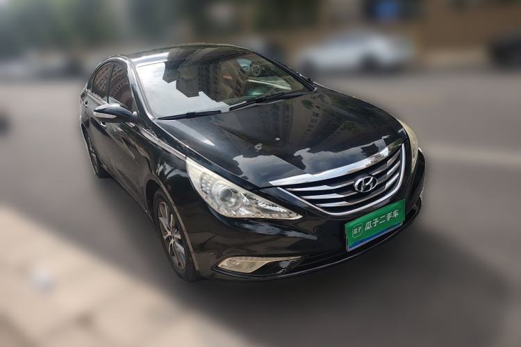Used Hyundai Sonata 2013 2.0L Automatic Fashion Edition Front Right 45 Deg