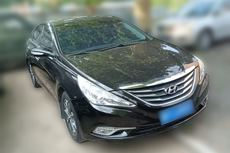 Used Hyundai Sonata 2013 2.0L Automatic Luxury Edition Front Right 45 Deg