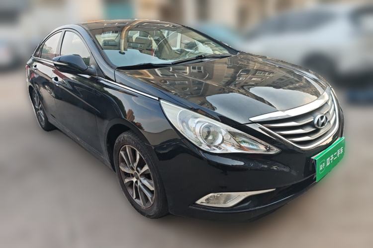 Used Hyundai Sonata 2013 2.0L Automatic Fashion Edition Front Right 45 Deg