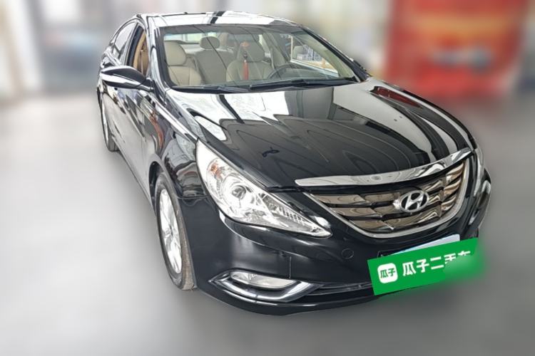 Used Hyundai Sonata 2013 2.0L Automatic Luxury Edition Front Right 45 Deg