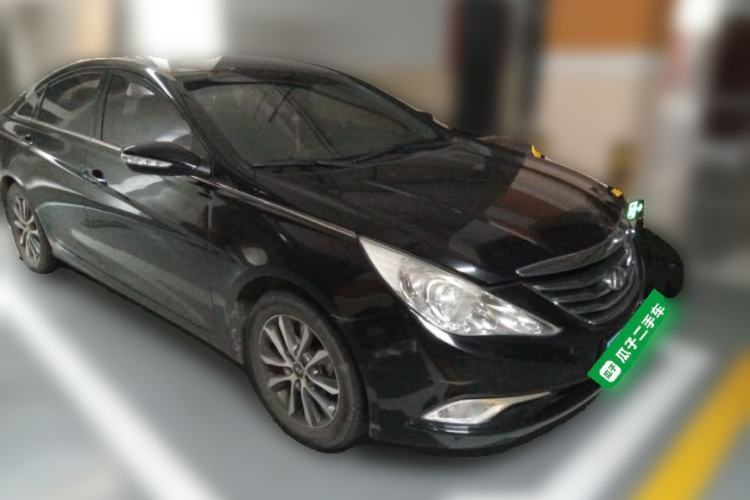 Used Hyundai Sonata 2013 2.0L Automatic Fashion Edition Front Right 45 Deg