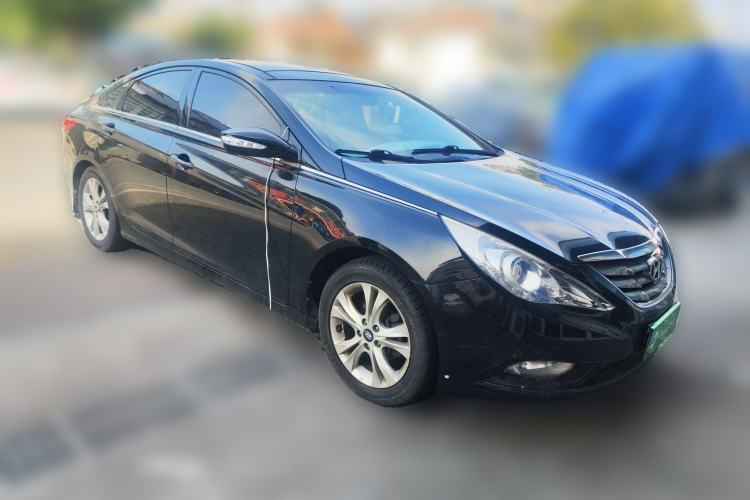 Used Hyundai Sonata 2013 2.0L Automatic Leading Edition Front Right 45 Deg