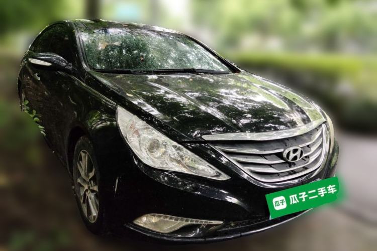 Used Hyundai Sonata 2013 2.4L Automatic Leading Edition China V Standard Front Right 45 Deg
