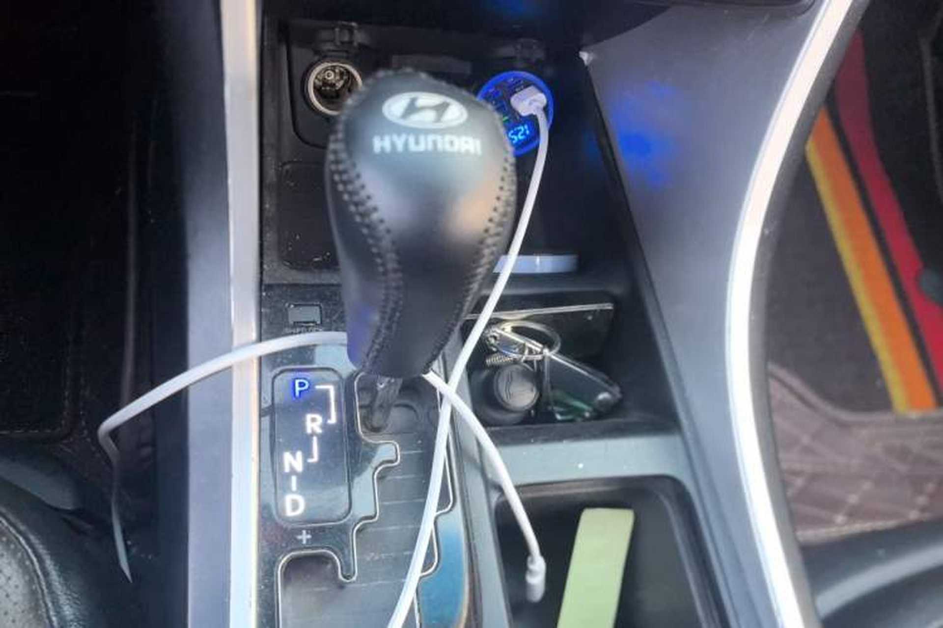 Used Hyundai Sonata 2013 2.4L Automatic Luxury Version China IV Standard Gear Lever