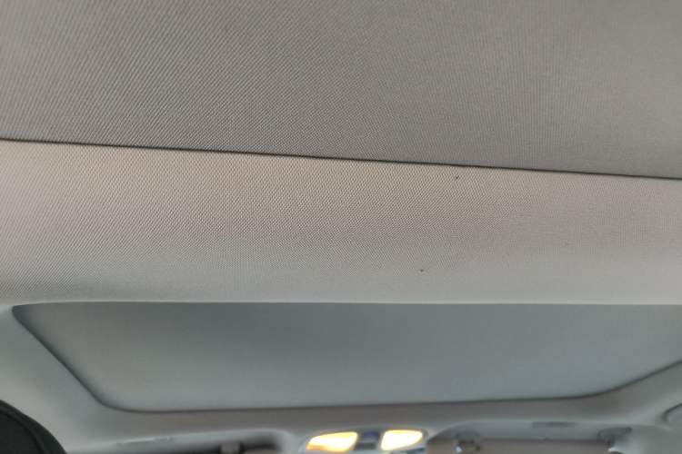 Used Hyundai Sonata 2013 2.0L Automatic Luxury Edition Headliner