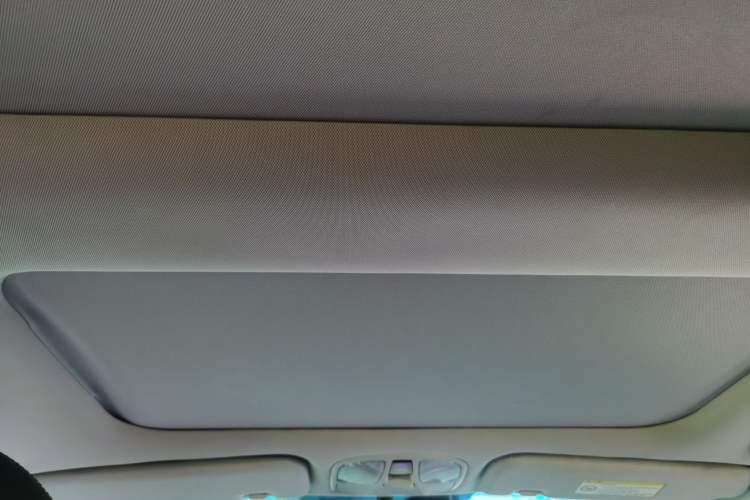 Used Hyundai Sonata 2013 2.4L Automatic Leading Edition China IV Standard Headliner