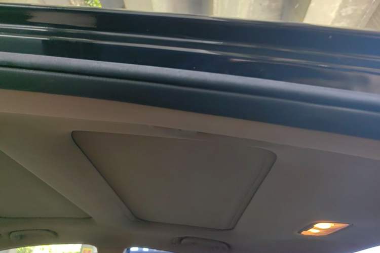 Used Hyundai Sonata 2013 2.4L Automatic Leading Edition China IV Standard Headliner