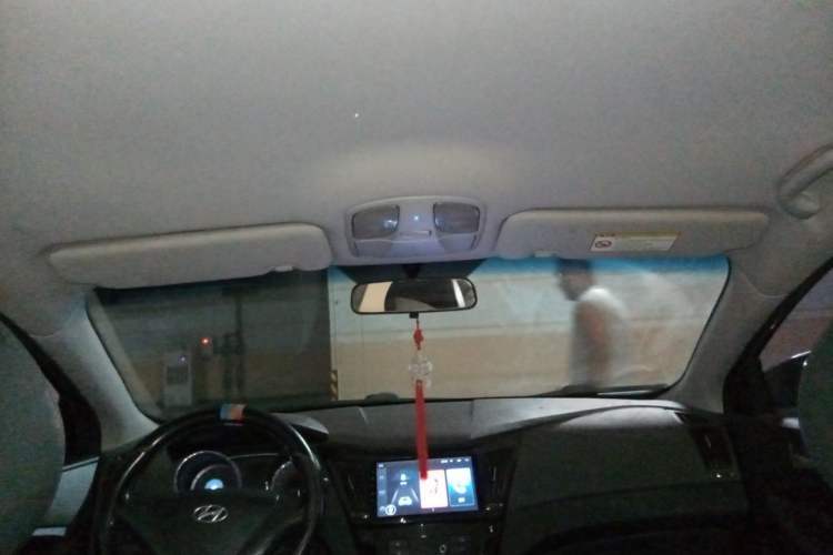 Used Hyundai Sonata 2013 2.0L Automatic Fashion Edition Headliner