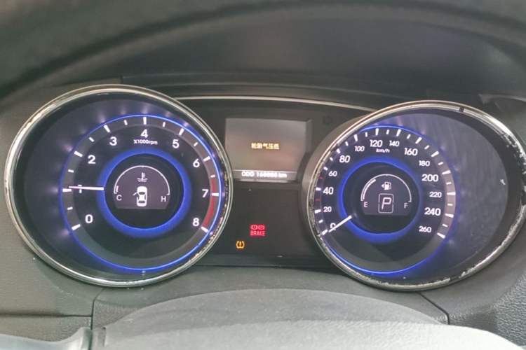 Used Hyundai Sonata 2013 2.0L Automatic Luxury Edition Instrument Cluster
