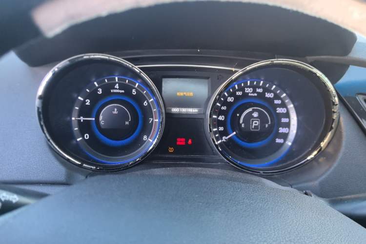 Used Hyundai Sonata 2013 2.4L Automatic Luxury Version China IV Standard Instrument Cluster