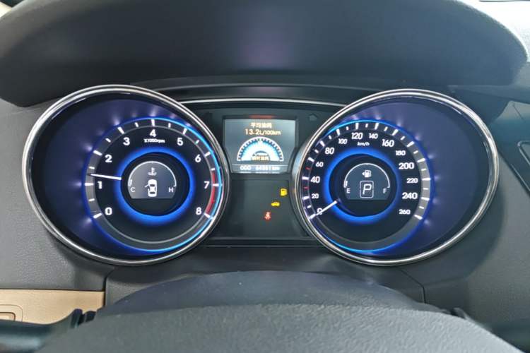 Used Hyundai Sonata 2013 2.0L Automatic Luxury Edition Instrument Cluster