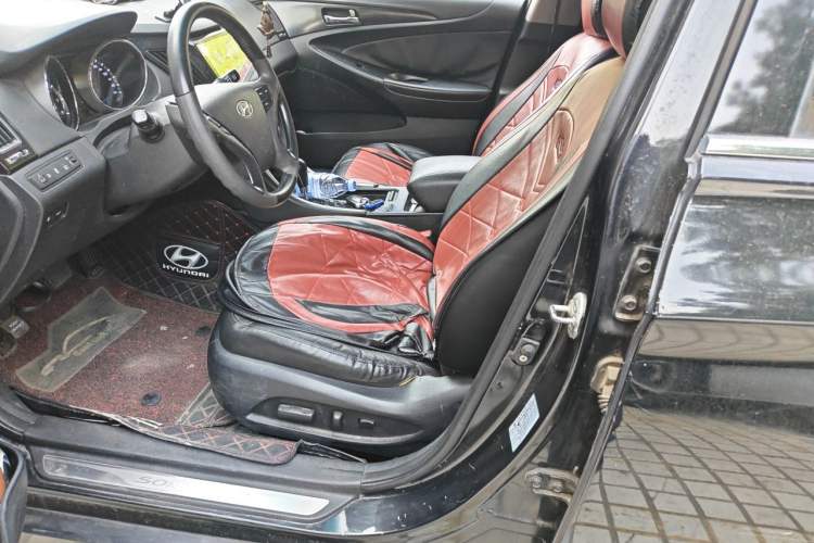 Used Hyundai Sonata 2013 2.0L Automatic Luxury Edition Left Front Seat
