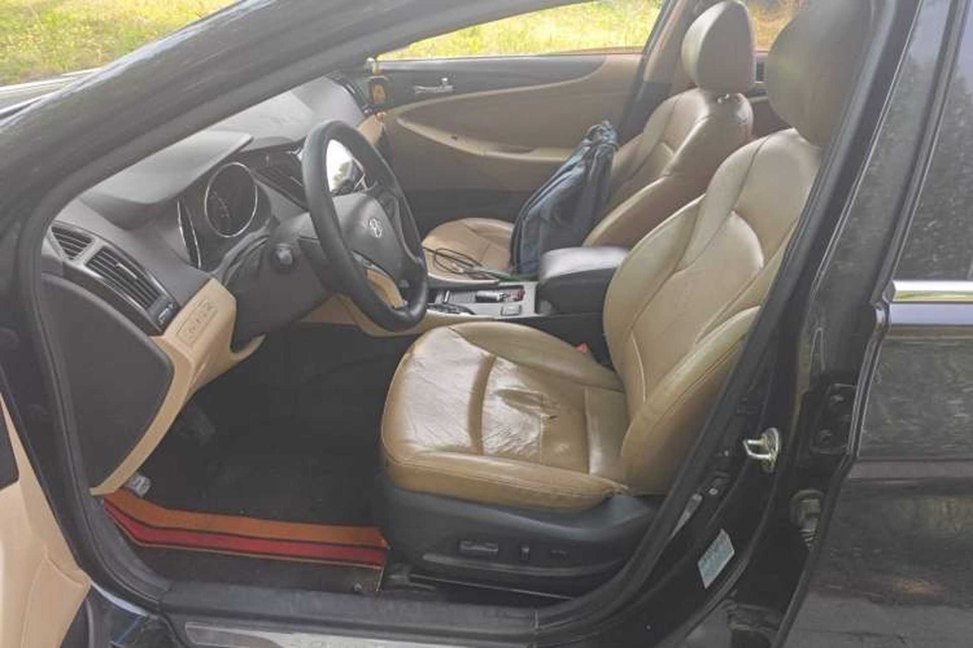 Used Hyundai Sonata 2013 2.0L Automatic Luxury Edition Left Front Seat