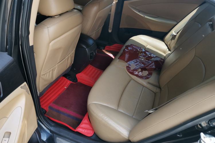 Used Hyundai Sonata 2013 2.0L Automatic Prestige Edition Left Rear Seat