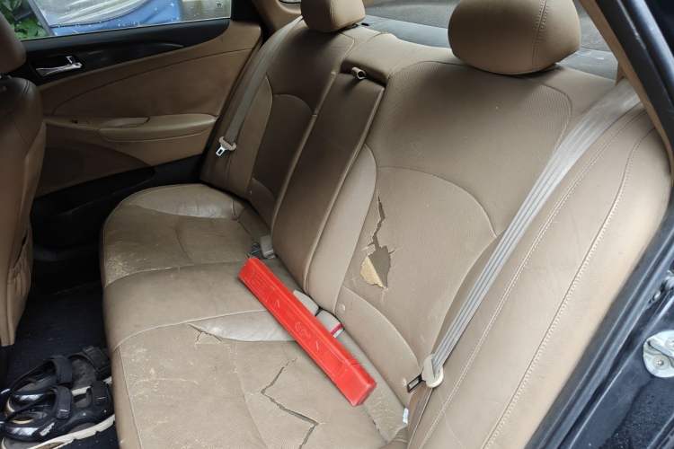 Used Hyundai Sonata 2013 2.0L Automatic Luxury Edition Left Rear Seat
