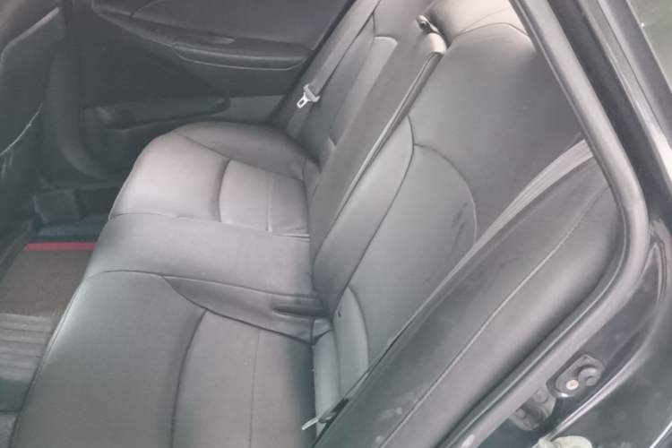 Used Hyundai Sonata 2013 2.0L Automatic Luxury Edition Left Rear Seat