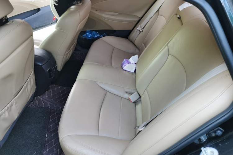 Used Hyundai Sonata 2013 2.4L Automatic Leading Edition China IV Standard Left Rear Seat