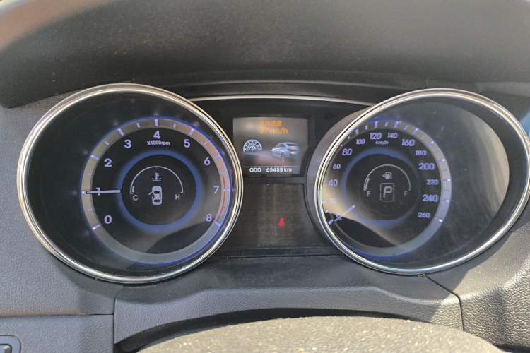 Used Hyundai Sonata 2013 2.4L Automatic Leading Edition China IV Standard Odometer Close Up