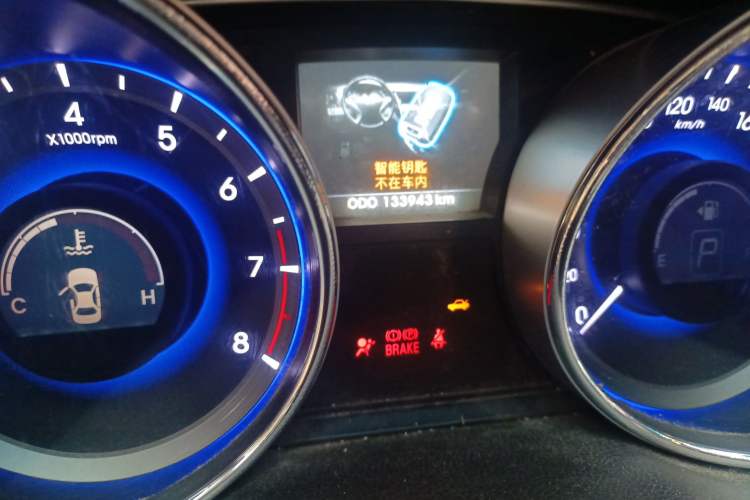 Used Hyundai Sonata 2013 2.4L Automatic Leading Edition China IV Standard Odometer Close Up