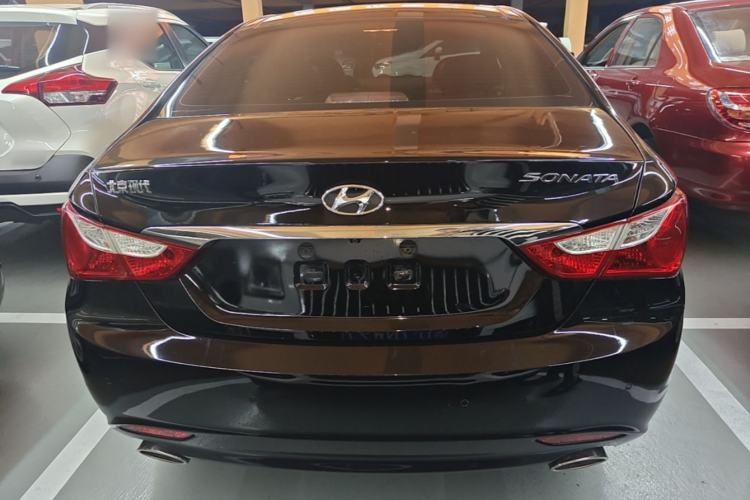 Used Hyundai Sonata 2013 2.4L Automatic Luxury Version China IV Standard Rear