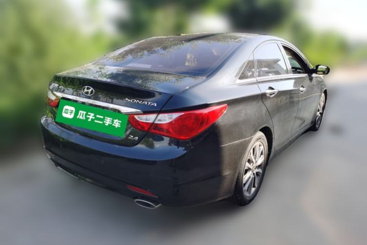 Used Hyundai Sonata 2013 2.4L Automatic Leading Edition China IV Standard Rear Right 45 Deg