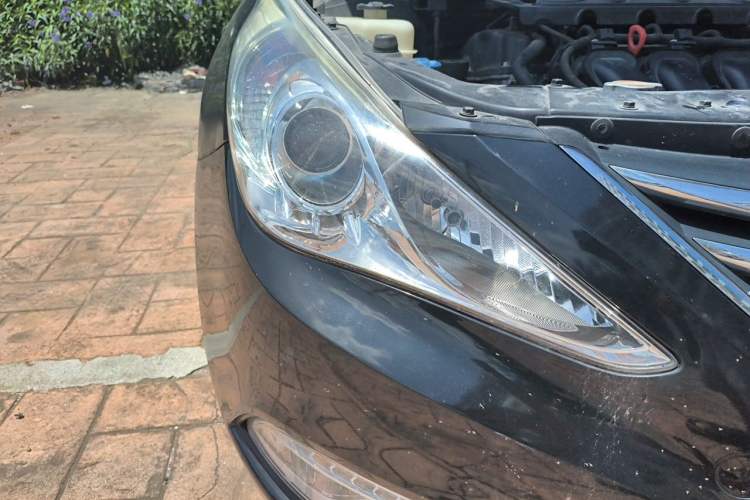 Used Hyundai Sonata 2013 2.4L Automatic Leading Edition China IV Standard Right Front Headlight