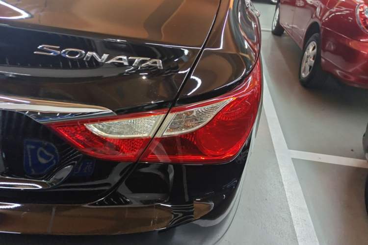 Used Hyundai Sonata 2013 2.4L Automatic Luxury Version China IV Standard Right Rear Taillight