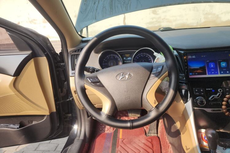 Used Hyundai Sonata 2013 2.0L Automatic Prestige Edition Steering Wheel