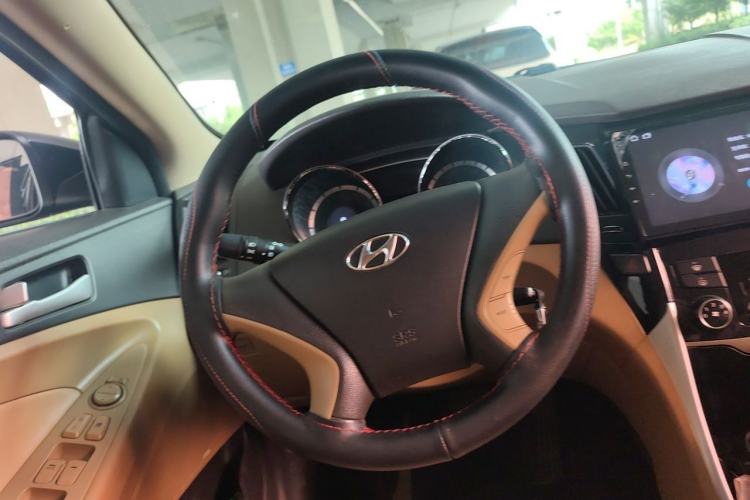 Used Hyundai Sonata 2013 2.0L Automatic Fashion Edition Steering Wheel