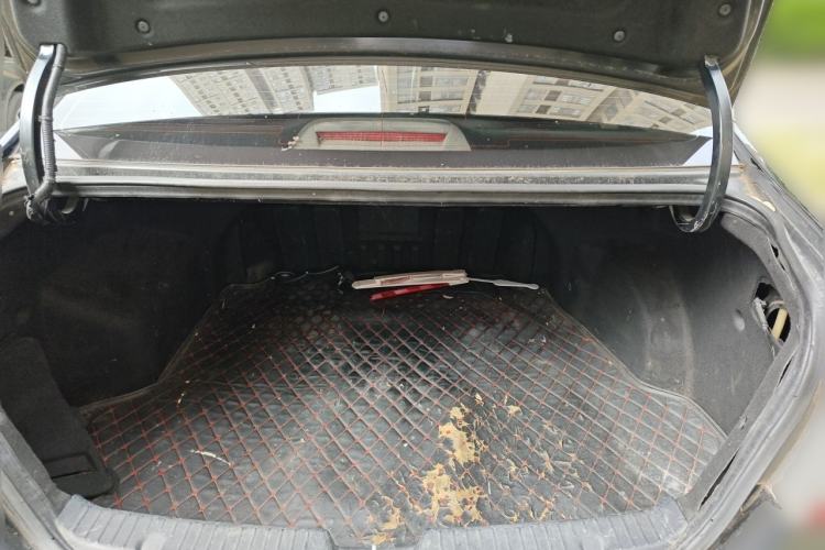 Used Hyundai Sonata 2013 2.0L Automatic Luxury Edition Trunk