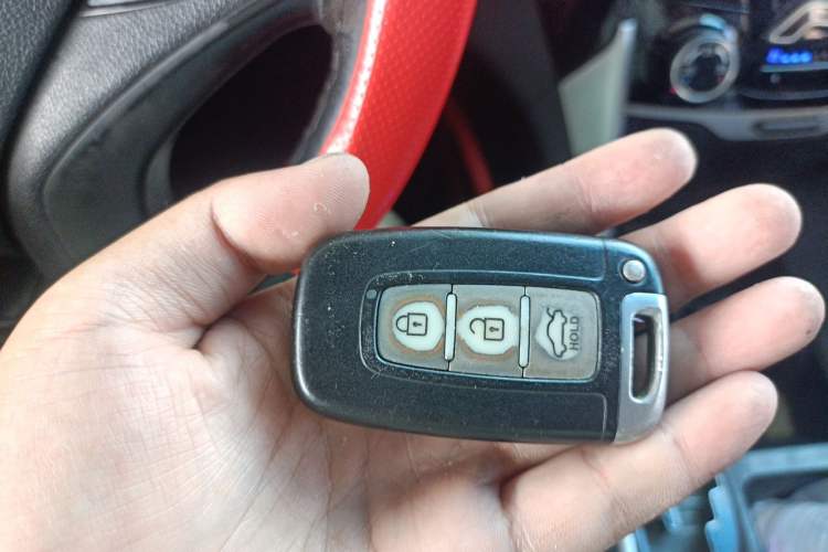 Used Hyundai Sonata 2013 2.0L Automatic Prestige Edition Vehicle Key