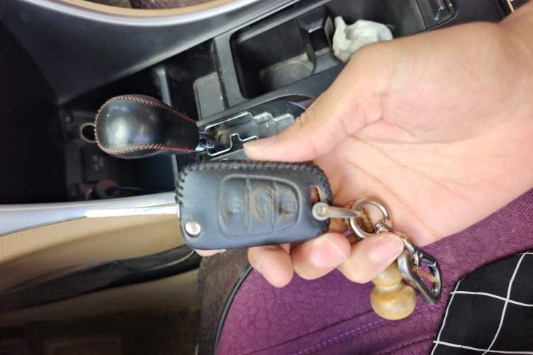 Used Hyundai Sonata 2013 2.0L Automatic Leading Edition Vehicle Key
