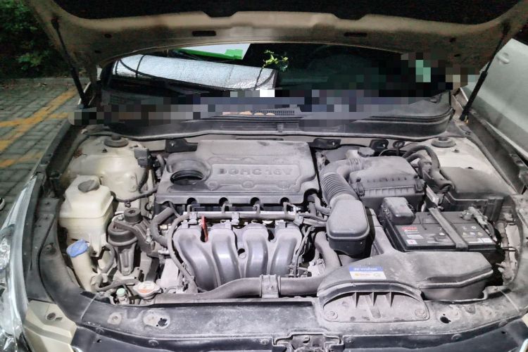 Used Hyundai Sonata 2013 2.4L Automatic Leading Edition China IV Standard Engine Bay