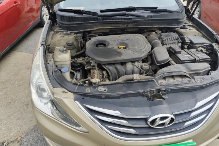 Used Hyundai Sonata 2013 2.0L Automatic Luxury Edition Engine Bay Right